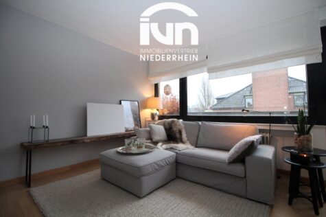 Die perfekte Anlage! zauberhafte Wohnung in 1A Wohnlage – Top Zustand – 2 Balkone, 47800 Krefeld, Dachgeschosswohnung