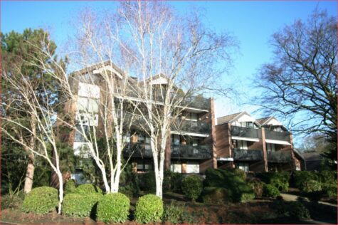 First Class Appartement mit Aufzug, Küche und Balkon, 47798 Krefeld, Etagenwohnung
