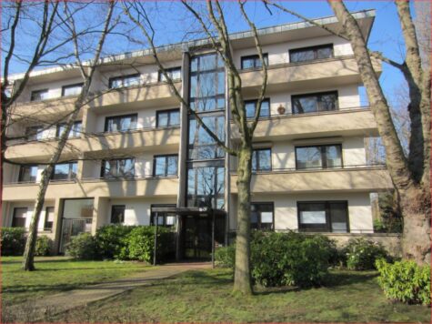 Bismarckviertel, 3-4 Zimmer, 2 Balkone, perfekte Lage, 47799 Krefeld / Cracau, Etagenwohnung
