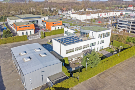 Vielseitige Premium-Gewerbeimmobilie mit erstklassiger 280m2-Wohnung, 46240 Bottrop, Haus